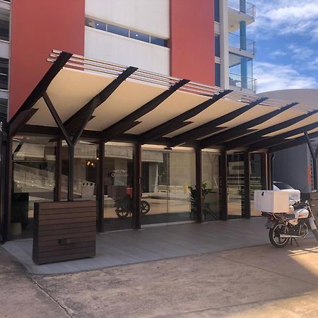 Quayside Waterfront Apartment เดอร์บัน ภายนอก รูปภาพ