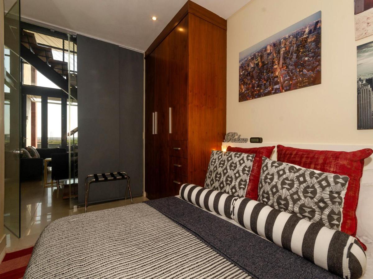Quayside Waterfront Apartment เดอร์บัน ภายนอก รูปภาพ
