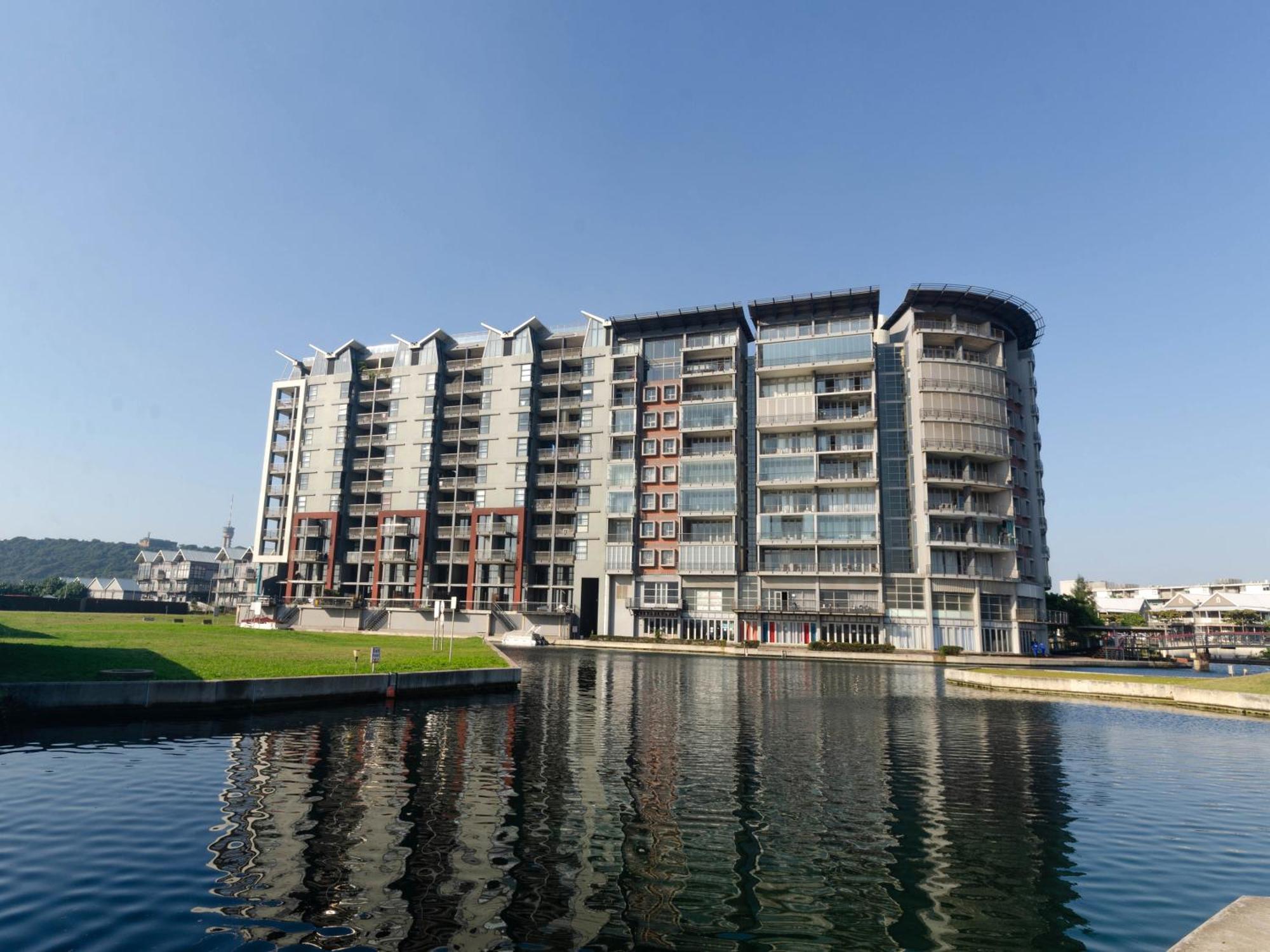 Quayside Waterfront Apartment เดอร์บัน ภายนอก รูปภาพ