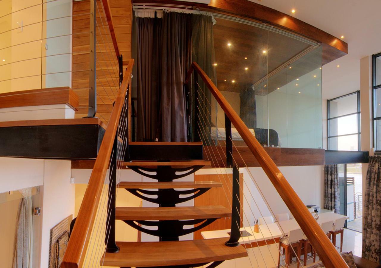 Quayside Waterfront Apartment เดอร์บัน ภายนอก รูปภาพ